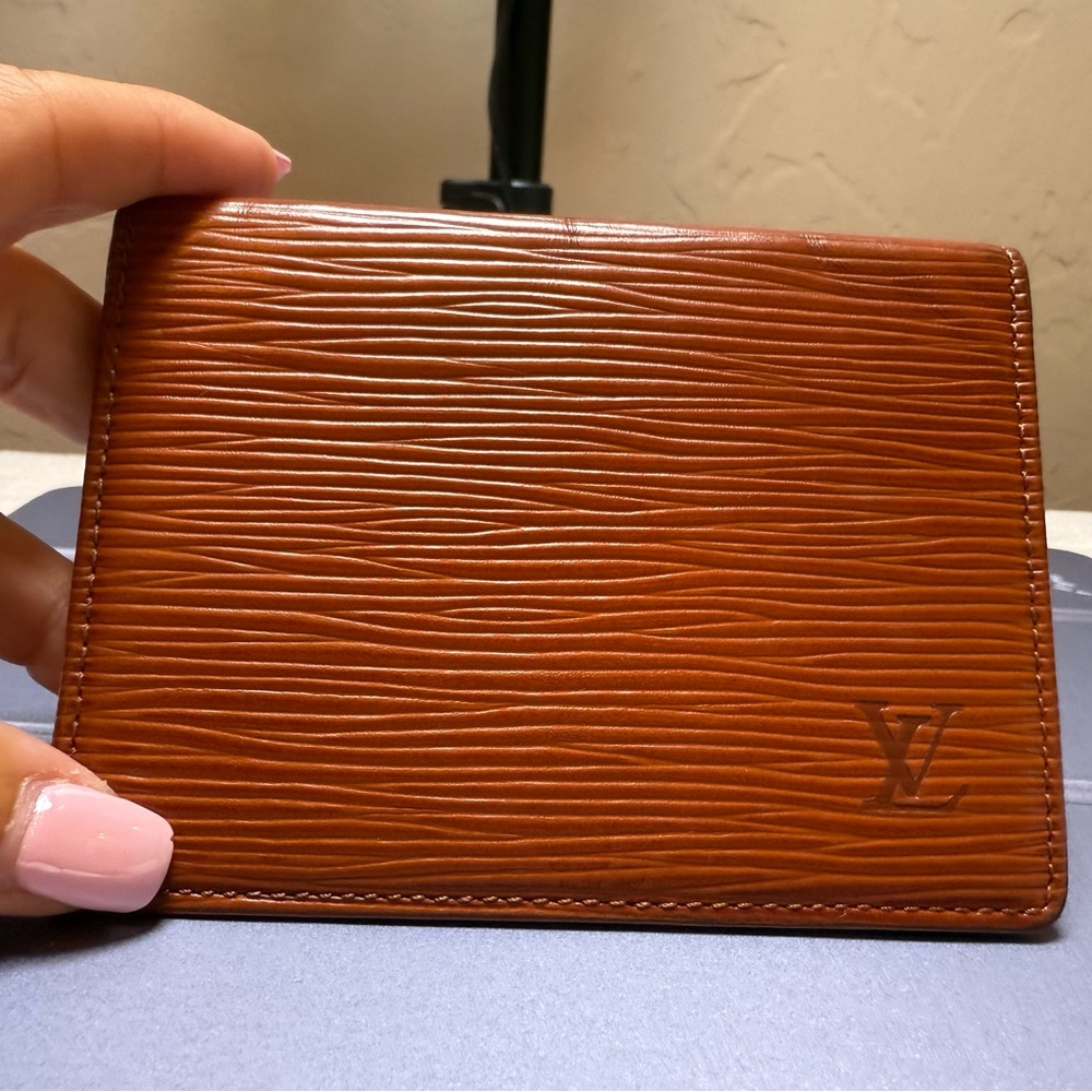 Louis Vuitton Brown Key & Card Holder Epi Leather